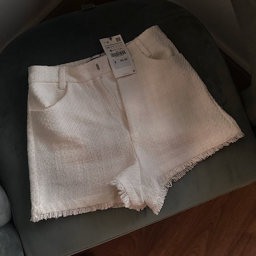 NWT Zara Structured White Tweed Shorts